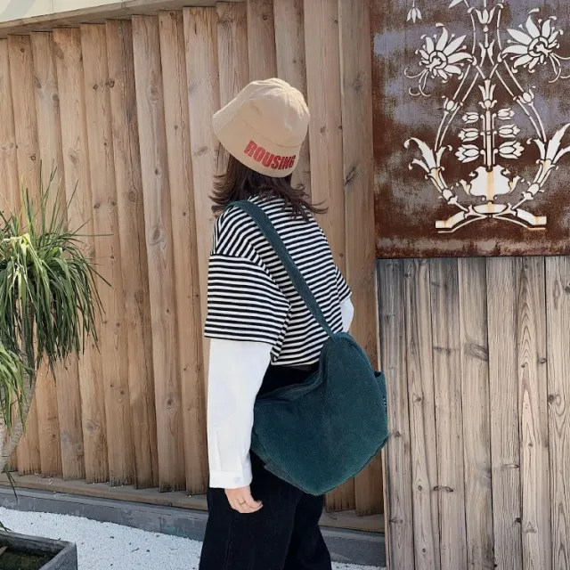 Spring And Summer New Korean Pure Color Simple Retro Wild Corduroy Shoulder Bag Literary Forest Girl Messenger Bag Green - Shop at LoveMi