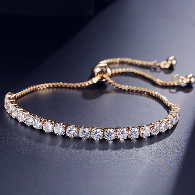 Round disc full of diamonds and pull couples ladies' bracelets