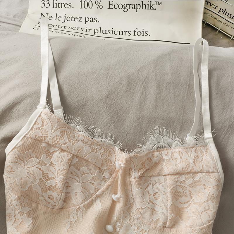 Fringed Lace Short Cropped Vest With Inner Umbilicus