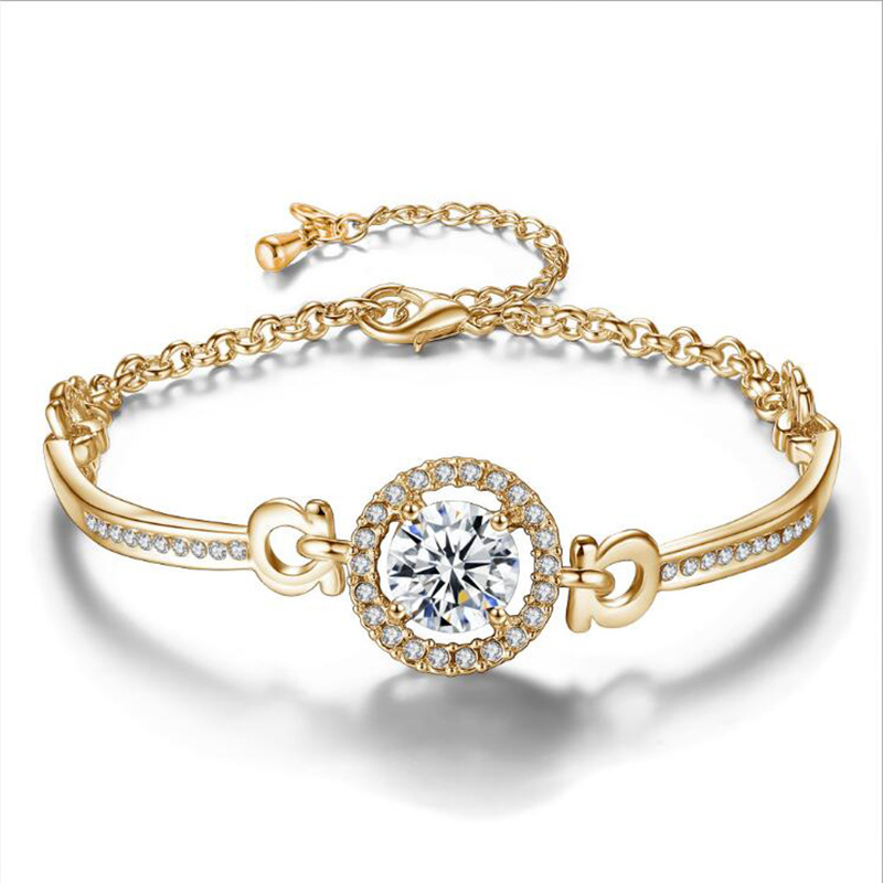 Hand With Women's Crystal Bracelet Fashion Gold Jewelry