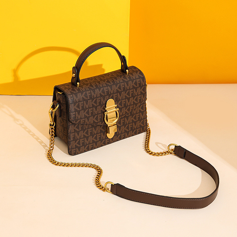 Title 3, Fashion Printed Chain Small Square Bag