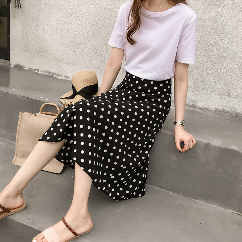 Title 2, New Retro Style Polka Dot Chiffon Skirt. A vers...