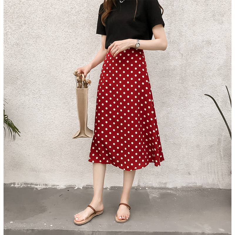 Title 5, New Retro Style Polka Dot Chiffon Skirt. A vers...