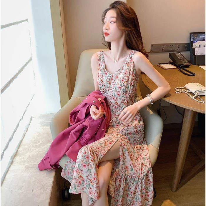 Side Slit French Floral Bottoming Sling Fairy Skirt Spring And Summer New Retro Chiffon V-Neck Dress
