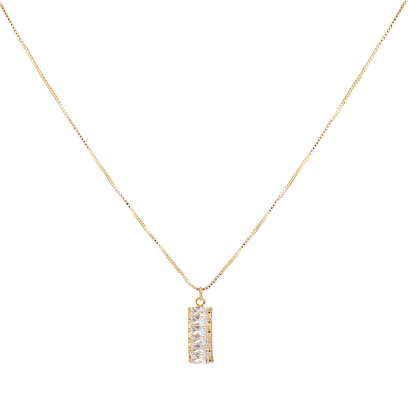 Zircon Pendant Necklace Female Light Luxury Simple Frosty Wind Clavicle Chain