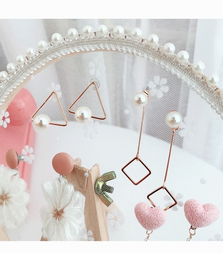 Lace Jewelry Display Stand Creative Hanging Net Girl Heart Desktop Solid Wood Pendulum