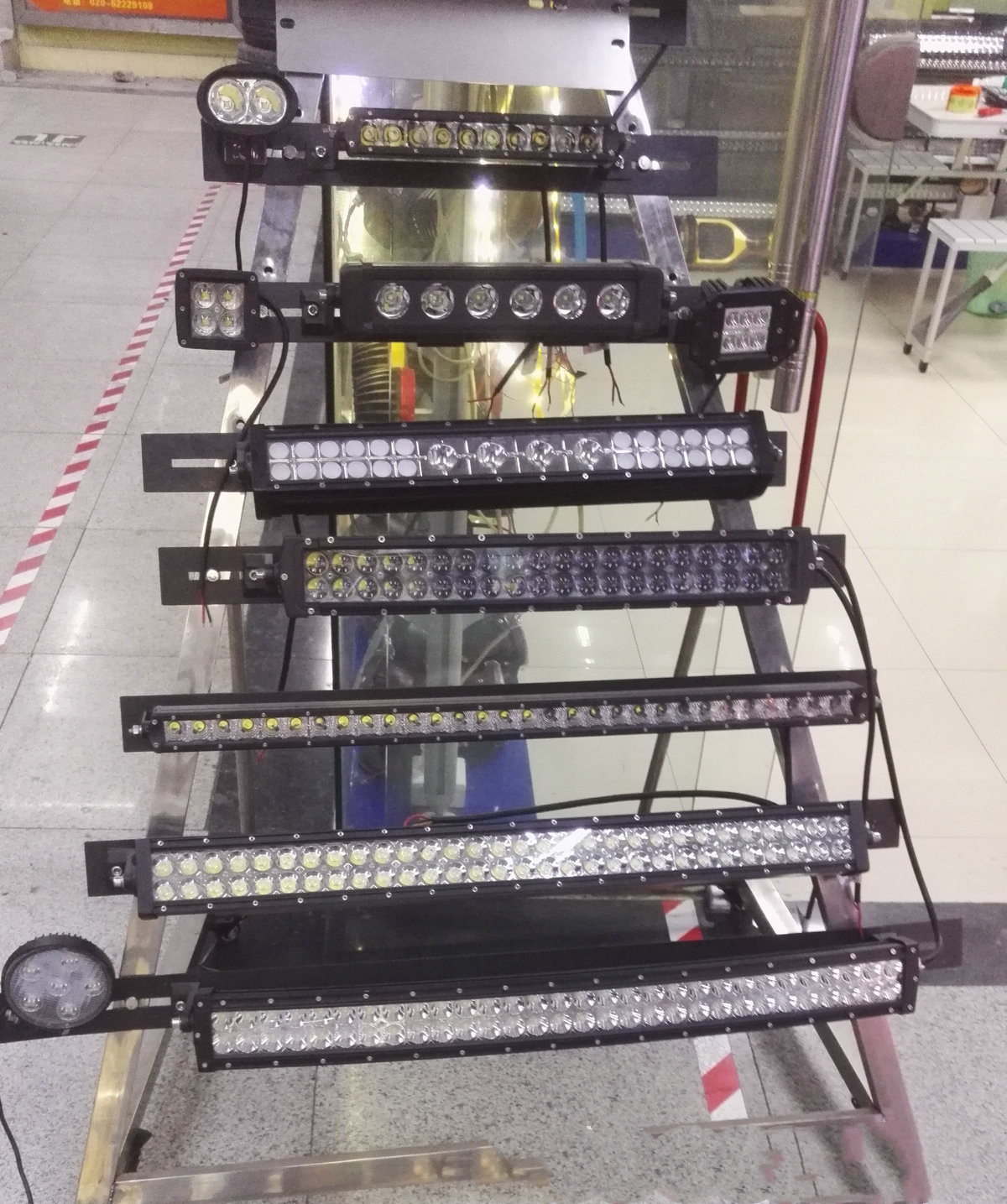 مصباح شريط LED 72 وات للمساعدة في البحث
