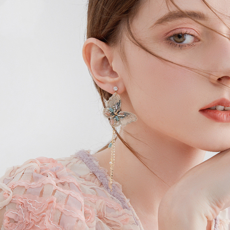 Butterfly Tassel High-end Earrings