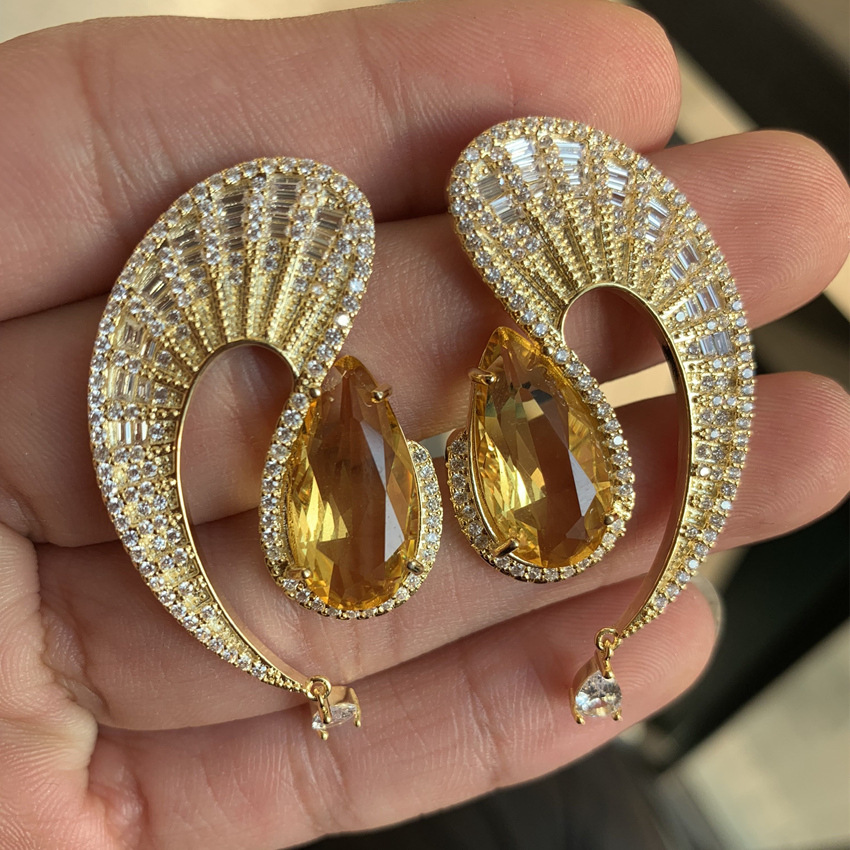 Korea Wave Water Drop S925 Silver Needle Big Earrings Irregular Curve Strip Zircon Emerald Color Zirconium Tassel Earrings