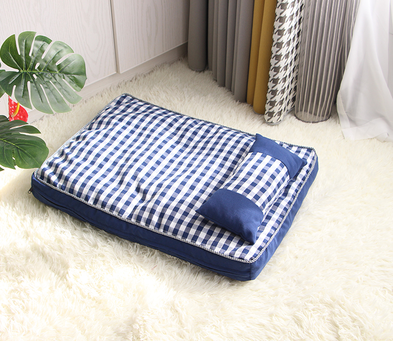 Removable and Washable Dog Sleeping Pad for Dogs Bite Resistant Four