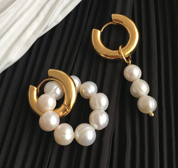 Temperament Simple Wind Pearl Ear Ring