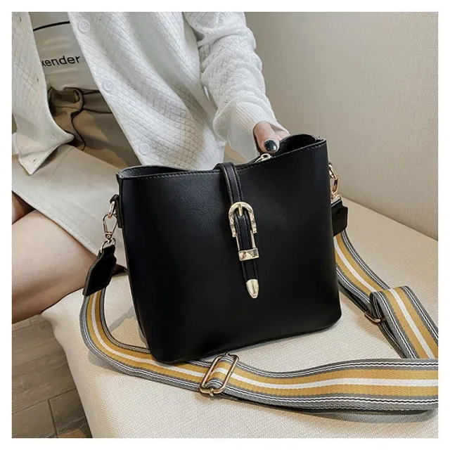 Popular Bag Texture Messenger Bag Western Style Shoulder Bag Black - Shop at LoveMi