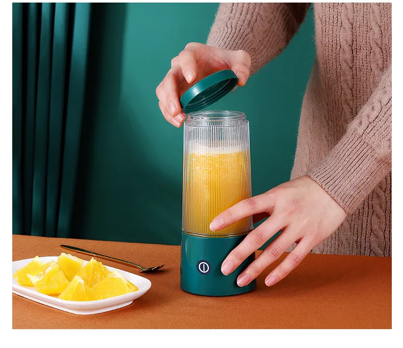 Rechargeable Portable Juicer Cup Small Portable Fruit Juice Machine – image 6