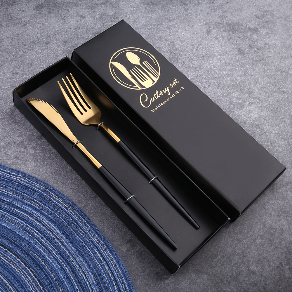 Knife and fork black gold