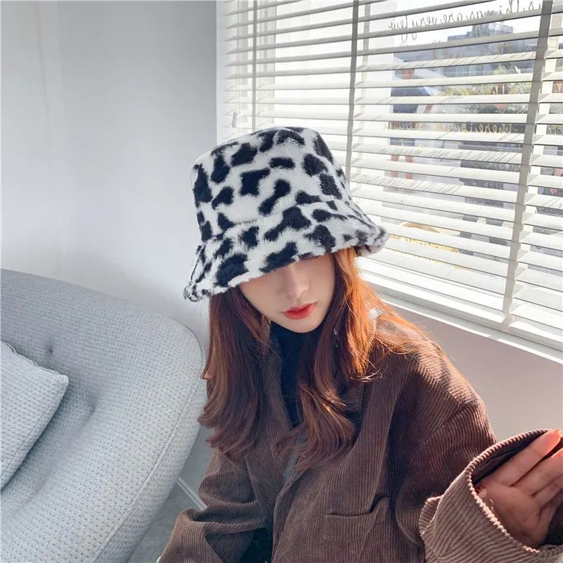 Fisherman Hat Female Autumn And Winter Fashion Wild Spotted Warm Plush Basin Hat - Black