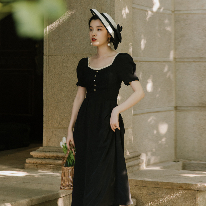 Short-sleeved Front And Back U-neck Waist Slim Black Dress