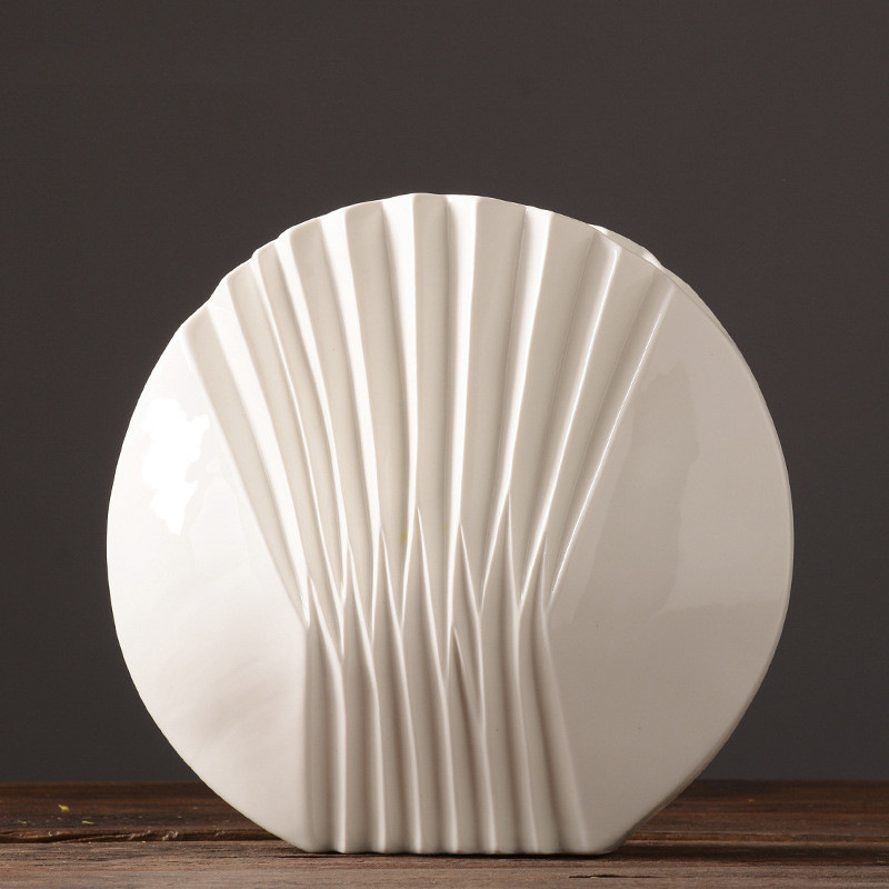 Modern And Simple White Shell Ceramic Vase Decoration