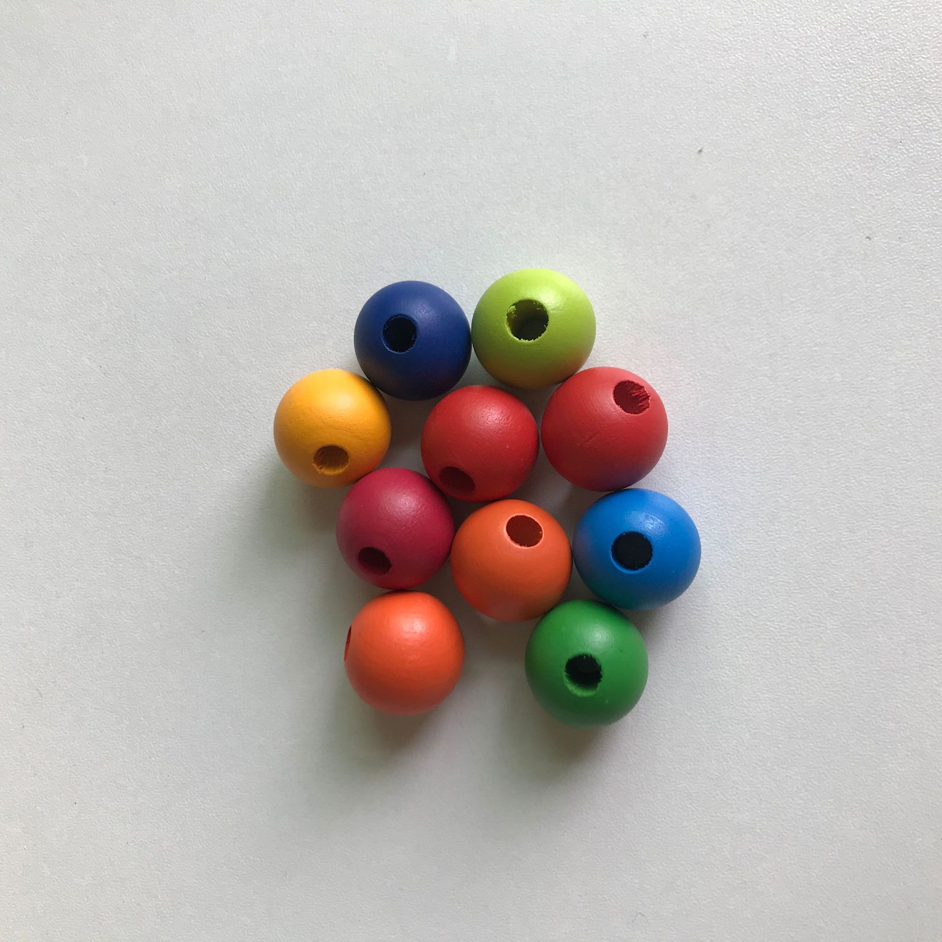 10small 2cm colored beads