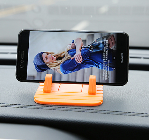 Support téléphone portable GPS voiture silicone - Photo 7 sur 9