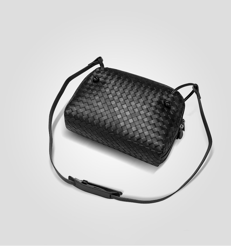 Crossbody Women Shoulder Bag Woven Bag Sheepskin Genuine Leather Fashion Purse  Double Pull Bag 