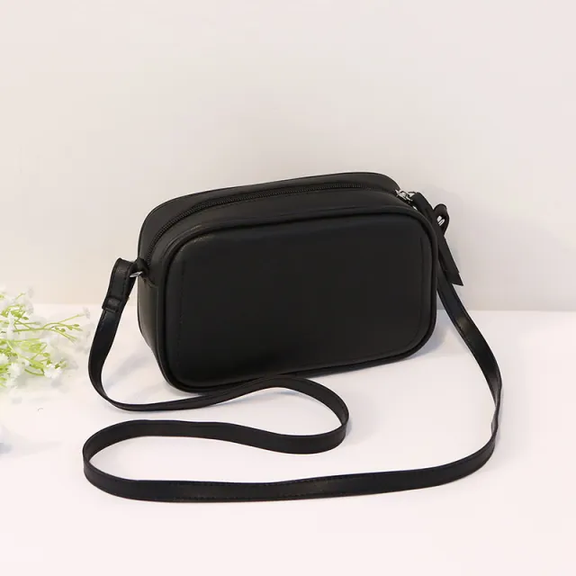 Small Square Bag Fashion Simple One shoulder Messenger Bag Black - Shop at LoveMi