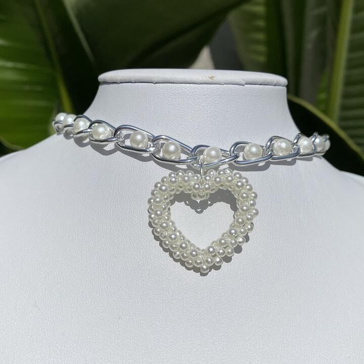 European And American Hollow Peach Heart Pendant Necklace Simple Pearl Female Fashion Hip Hop Couple Silver Retro Jewelry Necklace