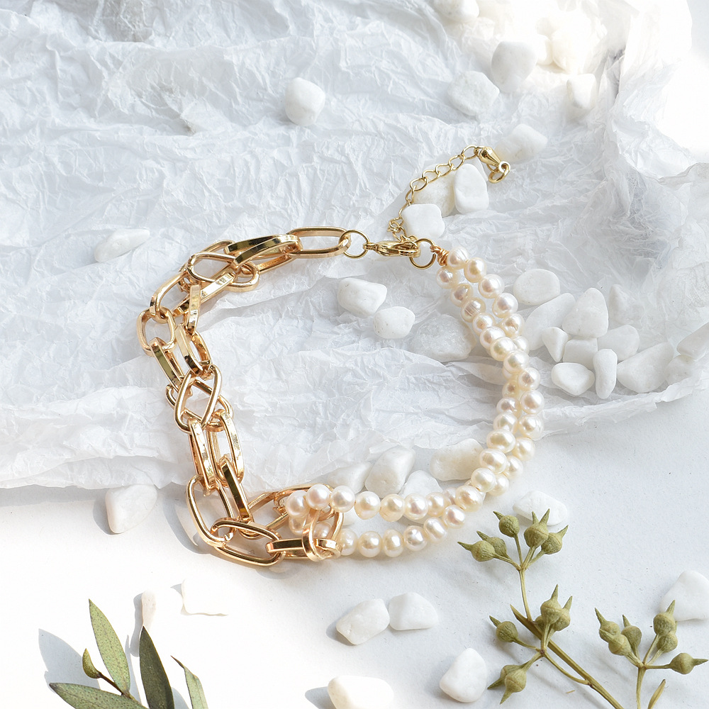 Simple And Sweet U-Shaped Chain And Pearl Bracelet Women