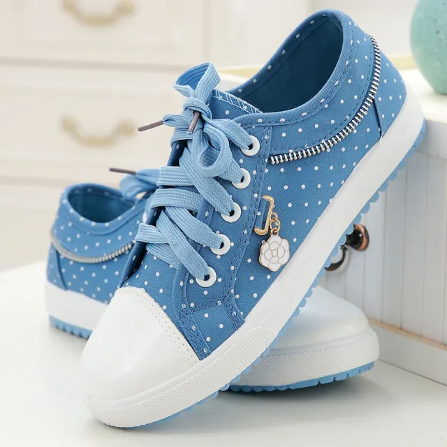 Girls Students Hollow Canvas Shoes Breathable Casual Shoes Flat Mesh Gauze Shoes Cyan - Shop at LoveMi