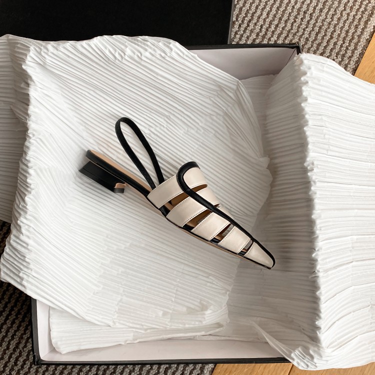 Baotou Sandals Women'S Summer Thick-Heeled Cowhide British Western Style Beige Women'S Shoes