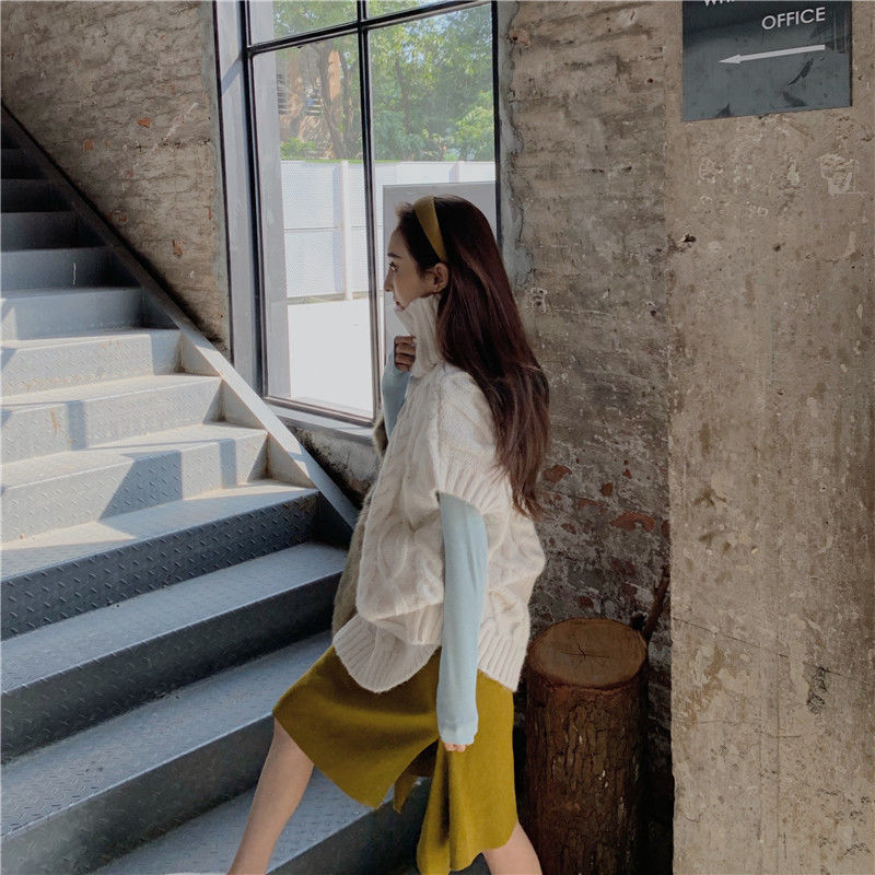 Women's Loose Top With High Neck Knitted Sweater Vest