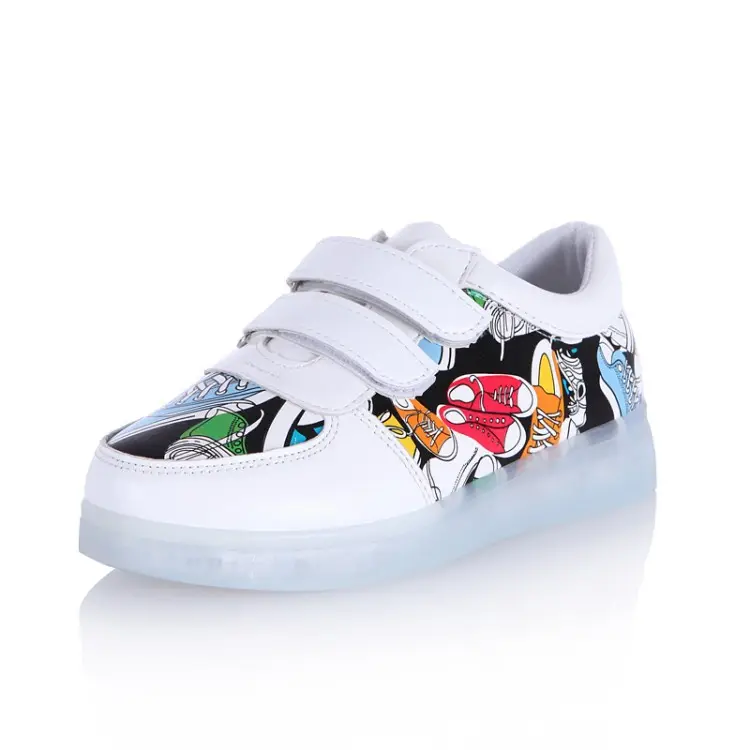 Children'S Flash Shoes Spring And Summer Colorful