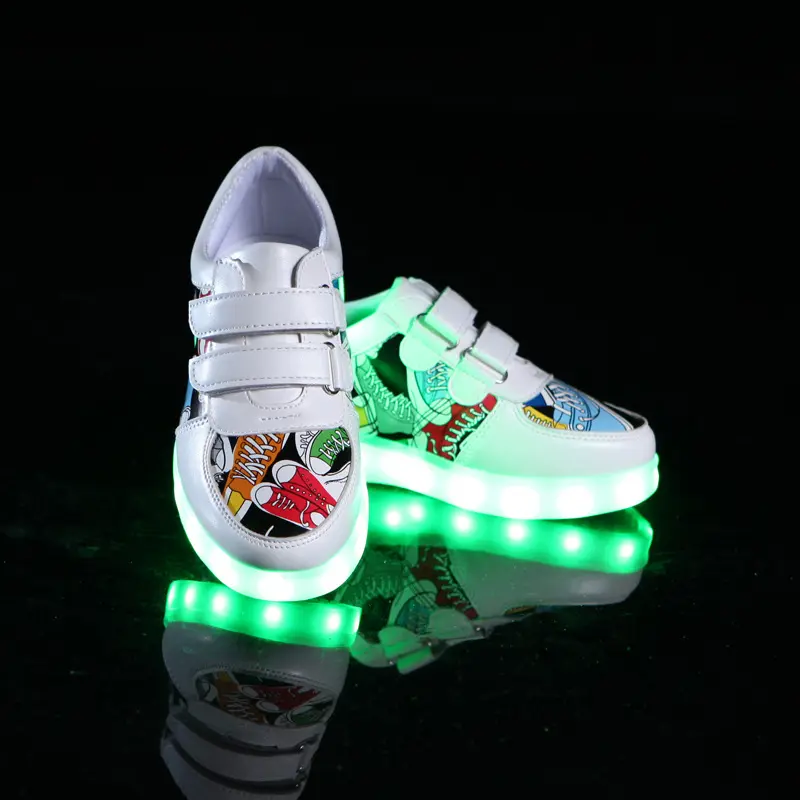 Children'S Flash Shoes Spring And Summer Colorful