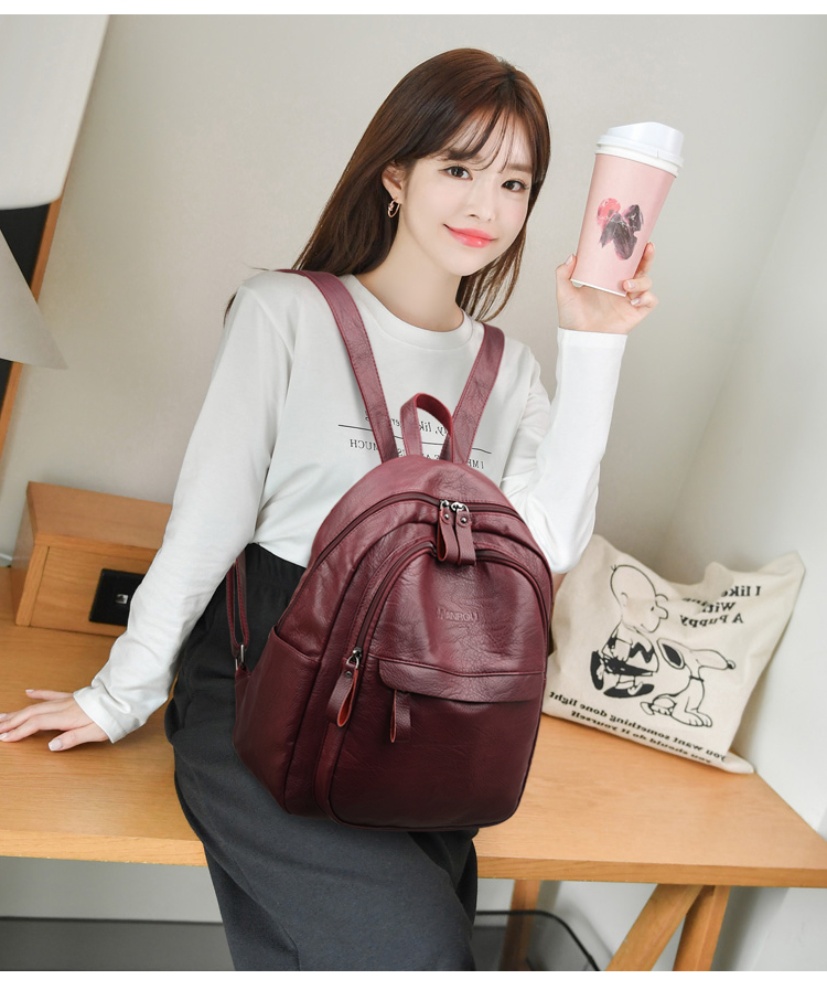 Title 8, Version Of The Versatile Soft Leather Bag Simpl...