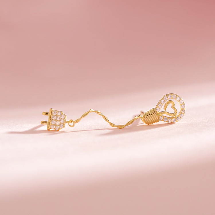 925 Silver Flash Diamond Bulb Plug Asymmetrical Earrings
