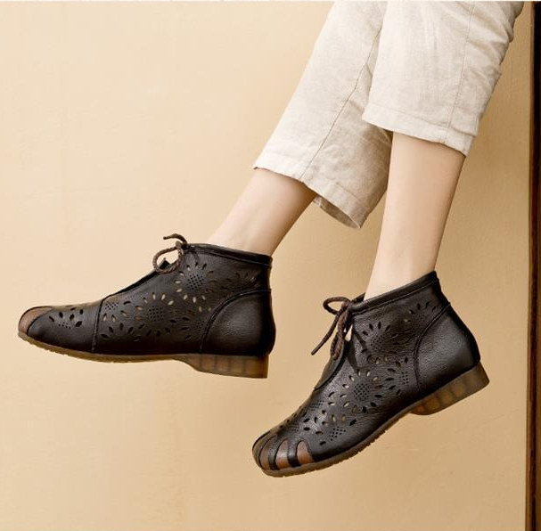Hollow Short Boots Retro Women'S Shoes Summer Sandals Flat Ethnic Style Middle-Aged Mother Sandals Leather Soft Bottom Hole Shoes