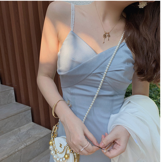 V-neck Double Suspender Dress With Waist And Temperament Goddess Fan