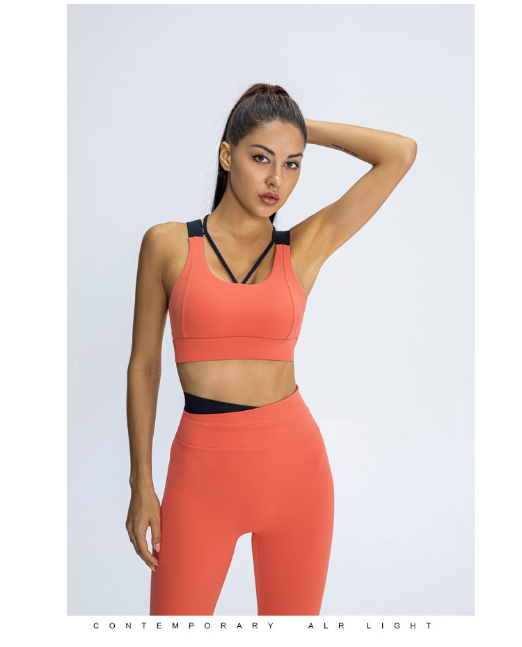 Title 10, Completo Yoga e Fitness con Reggiseno Antishock...