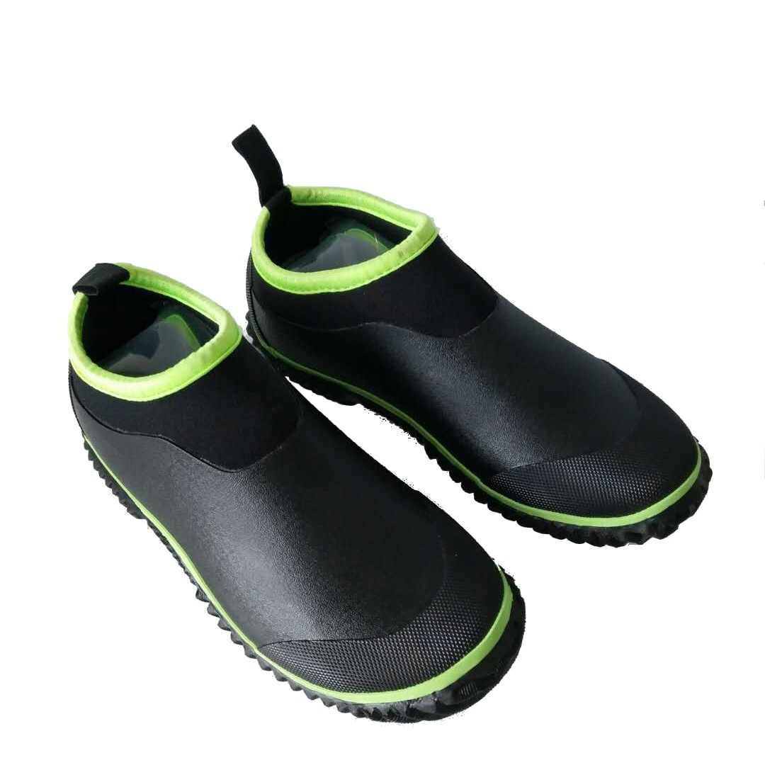 Title 2, Low Top Rubber Men S Rain Boots