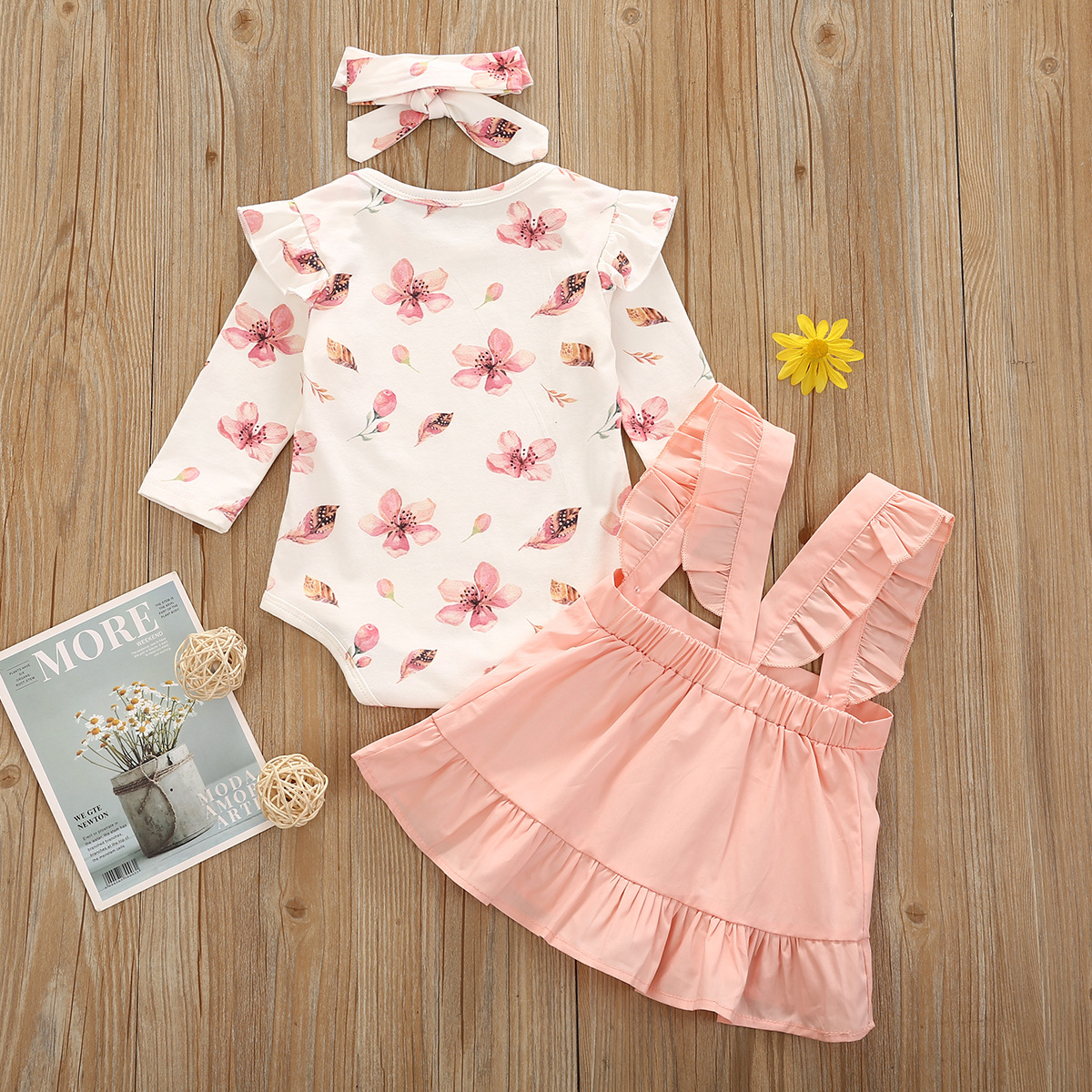 Korean Version long Short Flying Sleeve Small Flower Print Blouse Lace Suspender Skirt - 2