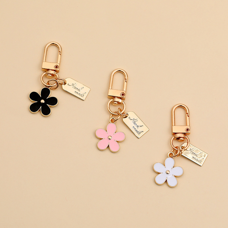 Metal Small Daisy Keychain Niche Flowers