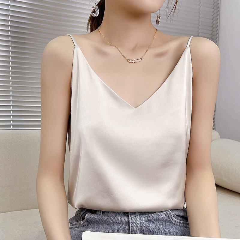 Title 4, V-Neck White Acetate Silk Satin Sexy Bottoming ...