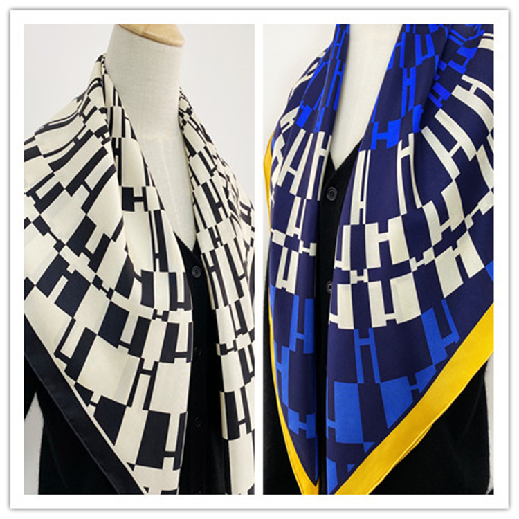 Radial Letter Pattern Wild Silk 90 Twill Square Scarf Shawl Ladies Silk Scarf