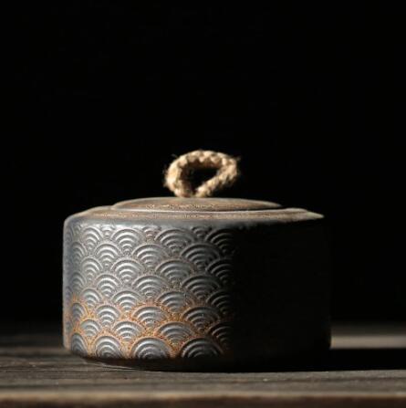 Gilded Ceramic Tea Pot Retro Sealed Pot Kiln