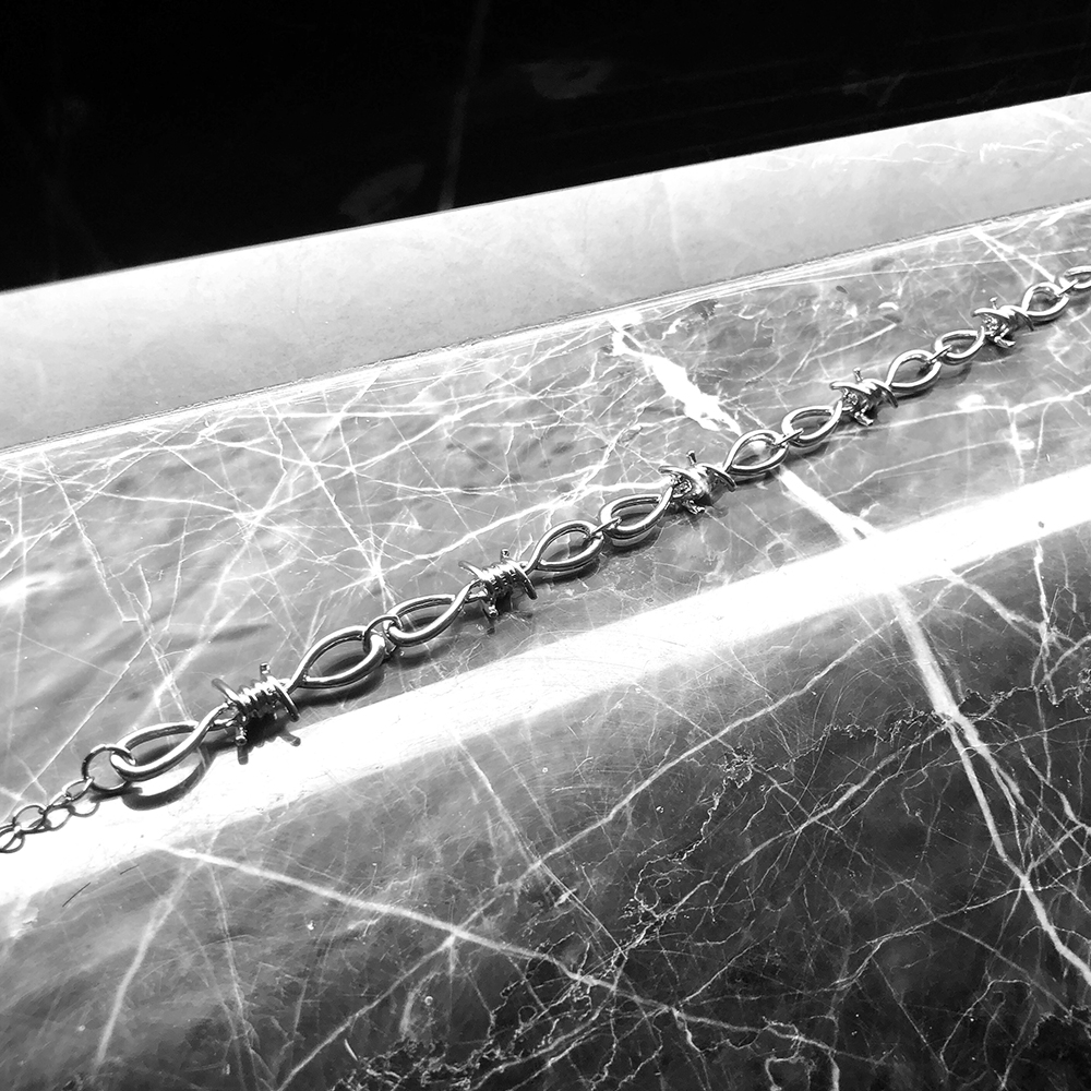 Dark Wind Jewelry Metal Thorns Three-Dimensional Necklace