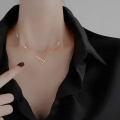 Simple Geometric Necklace Female Clavicle Chain - Gold - View 1