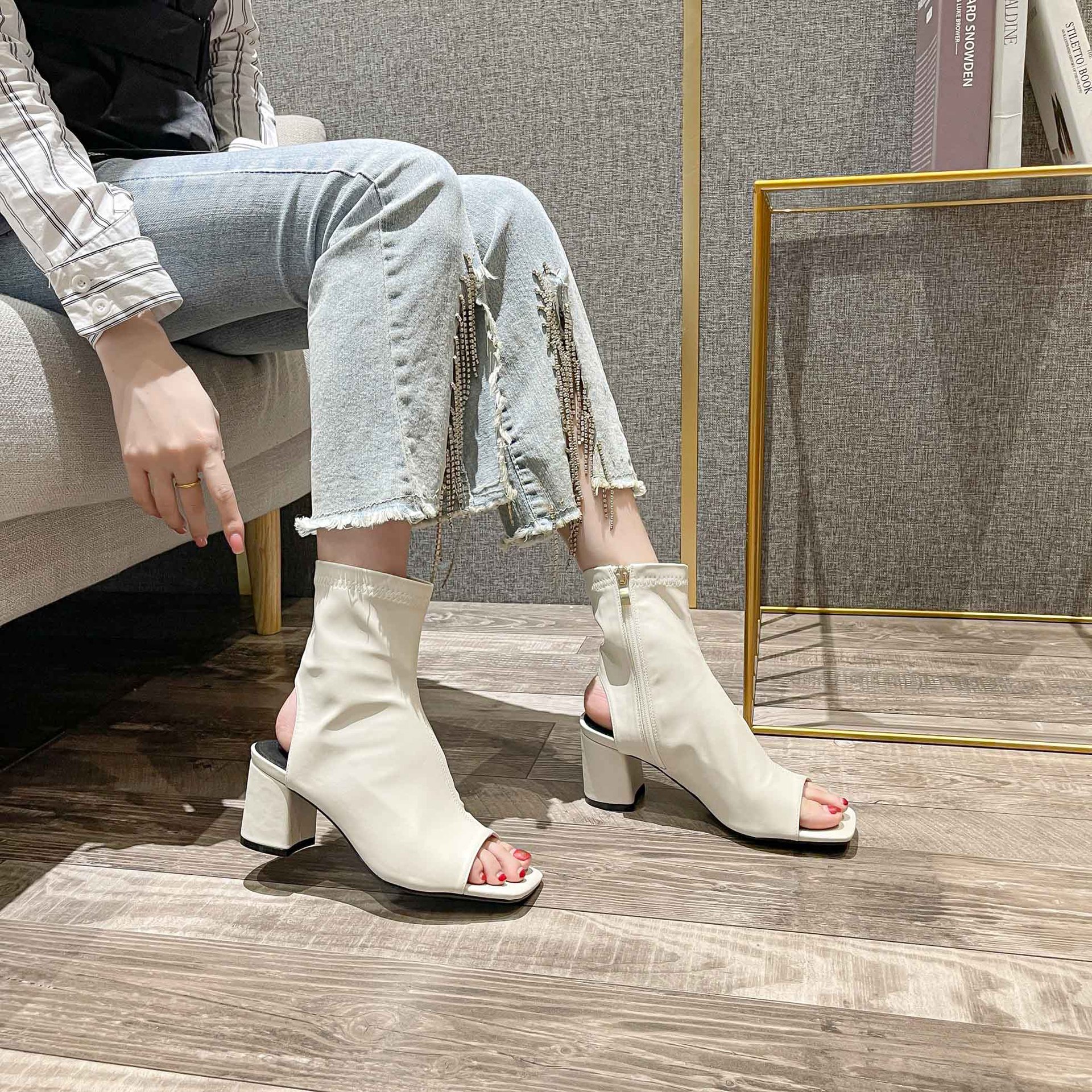 Square Toe Heel Sandals, picture 4 of 5