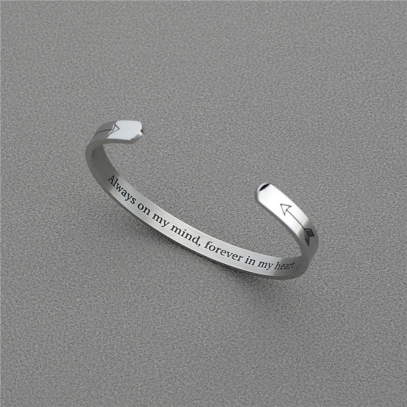 6Mm Rvs Manchet Armband Sieraden Gift Voor Man Vrouwen Paar Sieraden Gegraveerd Citaat Altijd Op Mijn Geest Forever in Mijn Hart