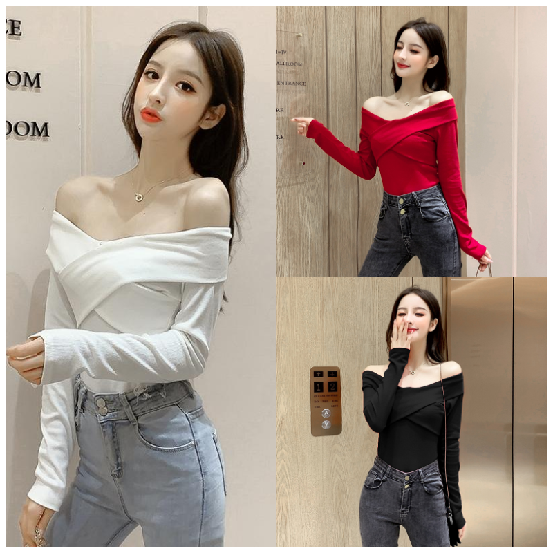 A Long-Sleeved T-Shirt With A Neckline Inside The Bottoming Shirt