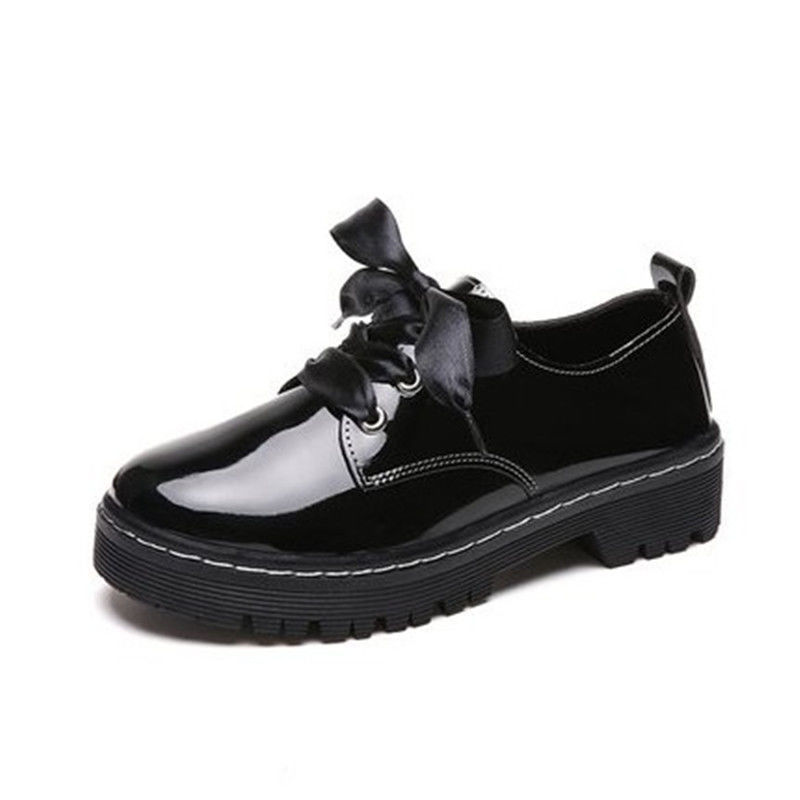 Ladies British Lace-up Small Leather Shoes
