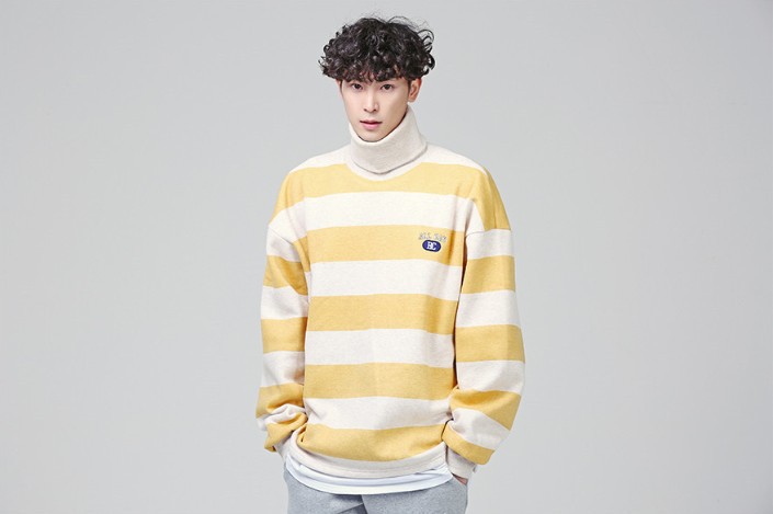 Title 7, Yellow Striped Plus Velvet Sweatshirt